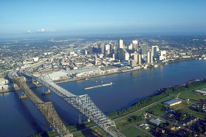 11 Passenger Executive Van: New Orleans Airport or Hotel Transfer - Key takeaways