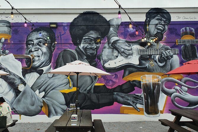 Craft Beer and Garden District Bike Tour in New Orleans - The guide matters: stories, local rapport, and good recommendations