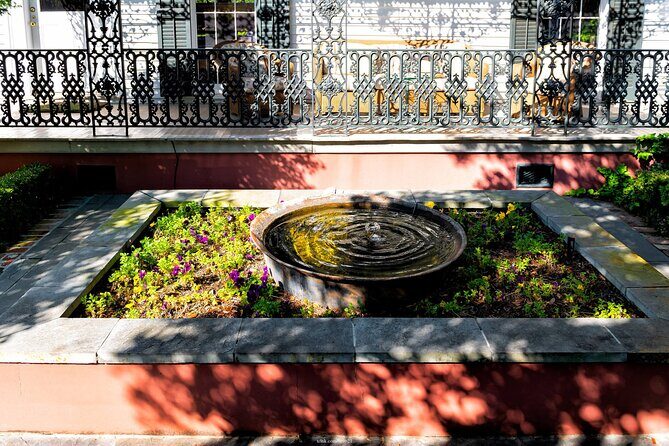 Explore New Orleans' Garden District: Private 2-hour Walking Tour - Guides Make It Worth It: Names You Might Hear Along the Way