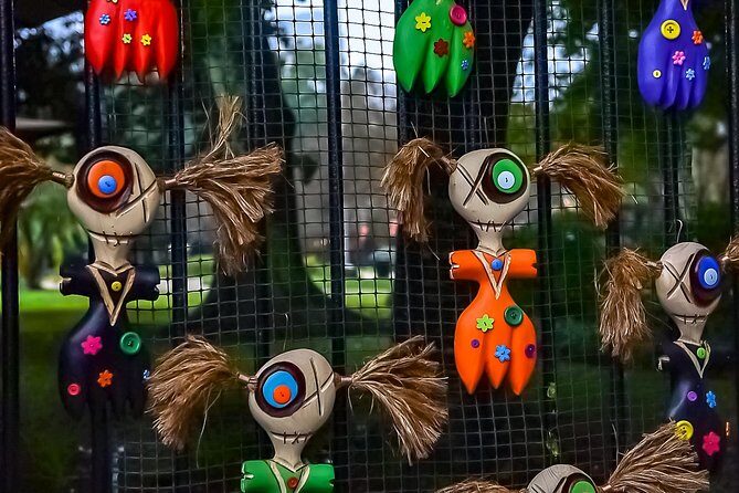 New Orleans Combo Tour: Voodoo, Vampire, and Ghost Tour - Lafitte’s Blacksmith Shop Bar: a short break with real New Orleans energy