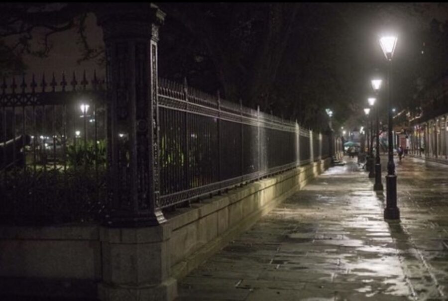 New Orleans Drunken Ghost and Vampire Experience - Practical Tips So You Don’t Miss the Good Parts