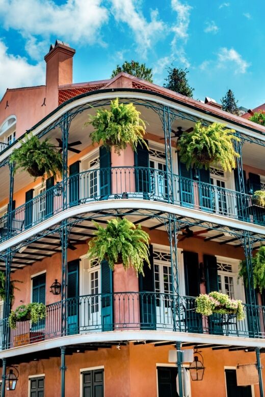 New Orleans French Quarter History and Hauntings Tour - Rain, Jackson Square, and Hollywood: The Quarter’s Storytelling Web