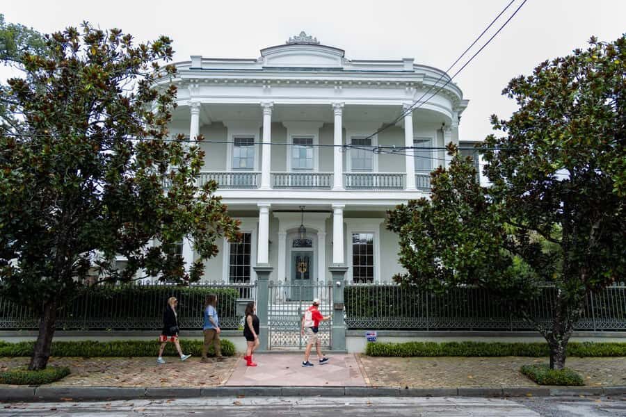New Orleans Garden District Tour - Price and value: why $34 for 2 hours can be a smart buy
