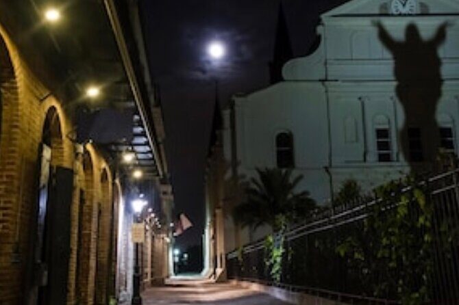 New Orleans Haunted & History Tour - Where you meet (and how not to miss the start)