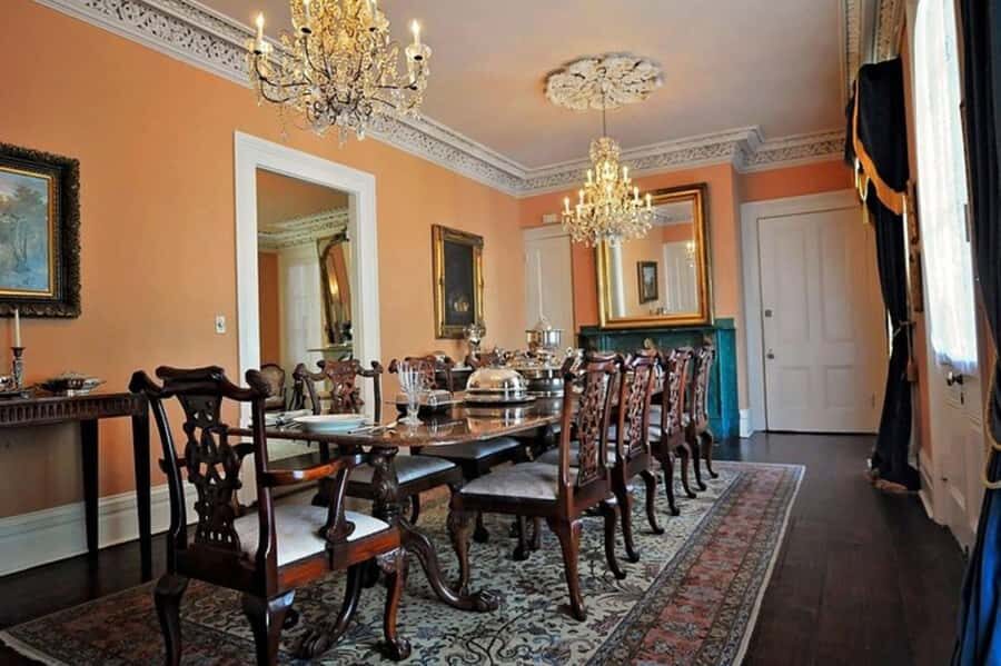 New Orleans: Oak Alley Plantation Tour and Airboat Tour - Getting from New Orleans to Oak Alley (about 70 miles round trip)