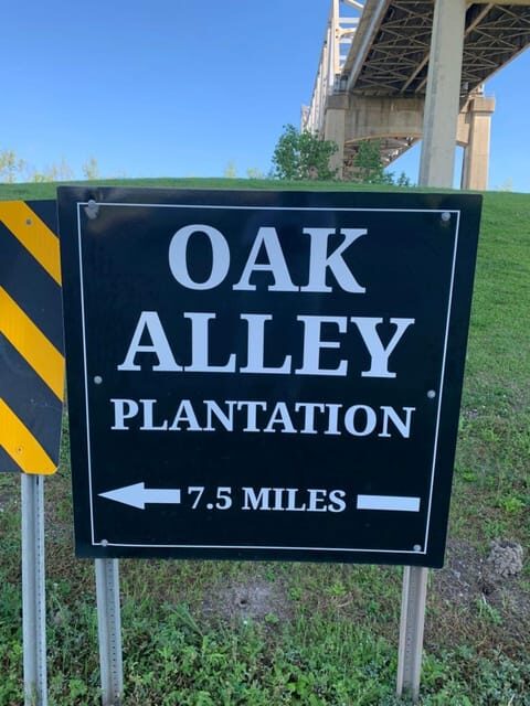 New Orleans: Oak Alley Plantation Tour and Transportation - Price and Value at $75: What You’re Paying For