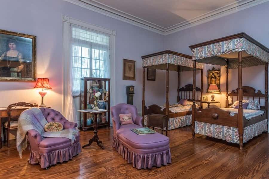New Orleans: Oak Alley Plantation Tour with Hotel Transfers - Mint Julep Time and Shopping for Keepsakes