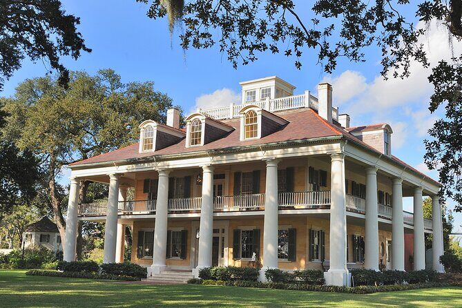 New Orleans Plantation Driving Tour - Traveling With a Driver/Guide You Can Trust