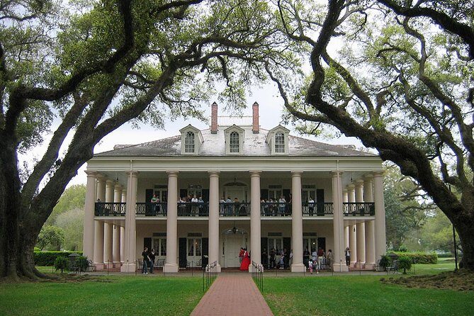 New Orleans Plantation Driving Tour - Getting There: Private Pickup, a 9:00 AM Start, and a Simple Route