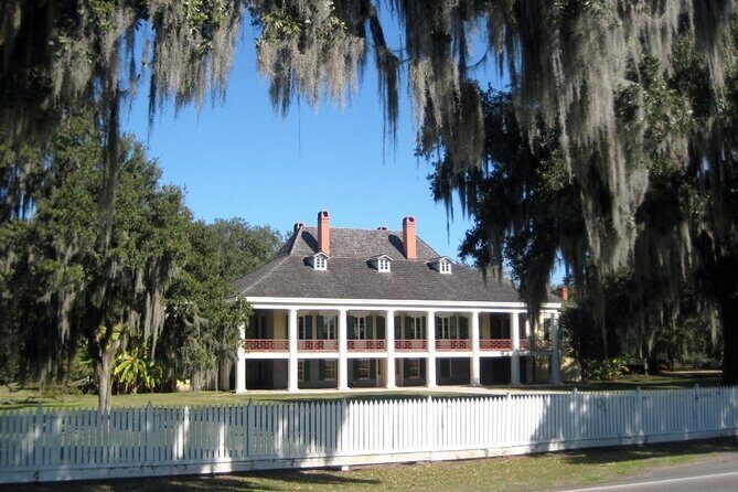 New Orleans Plantation Tour with Transportation - Laura Plantation: Creole heritage through archives, buildings, and gardens