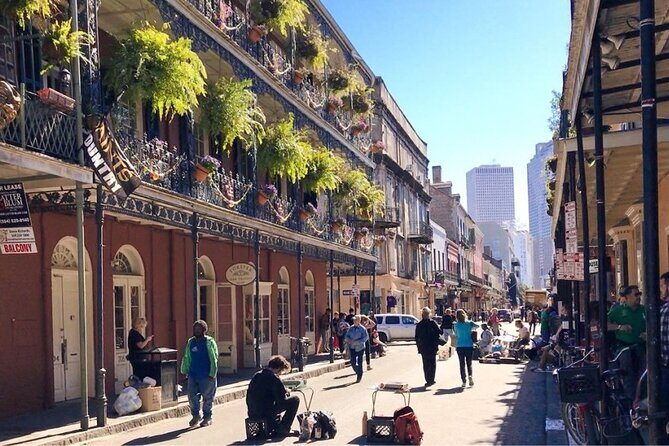 New Orleans Private Custom City Tour with St. Louis Cemetery No 3 - Getting picked up: what comfort and communication actually mean here