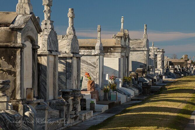 New Orleans Private Custom City Tour with St. Louis Cemetery No 3 - Price and value: what $640 buys for up to 12 people