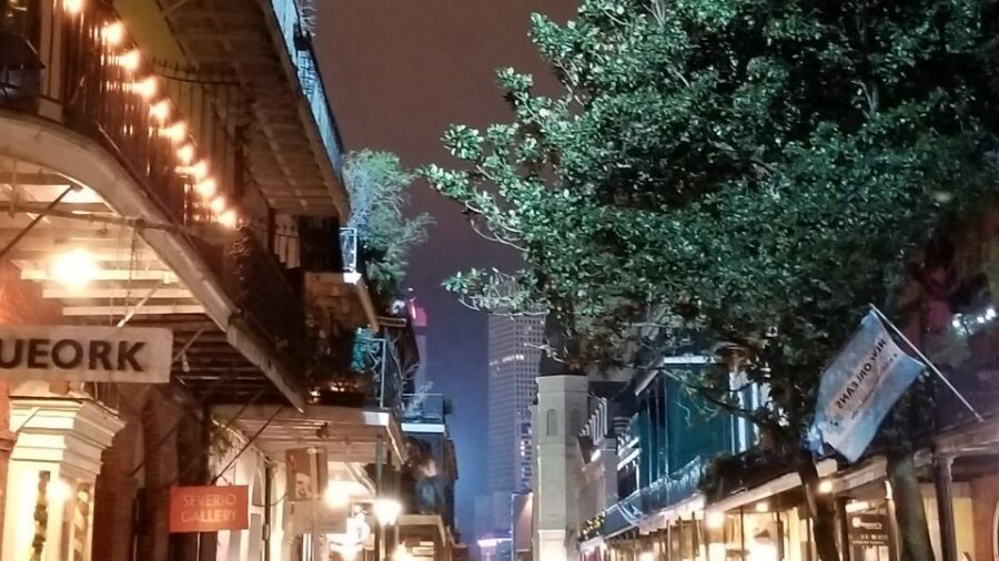 Spooky Family Ghost Tour - The Mid-Tour Break: When Kids Reset and You Re-Focus