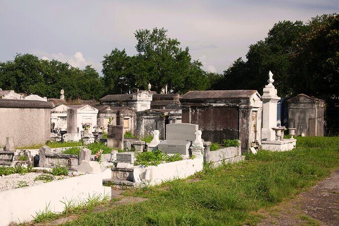 St Louis Cemetery No.3 New Orleans Burial Tradition Audio Guide - St. Louis Cemetery No. 3: what you’re walking through