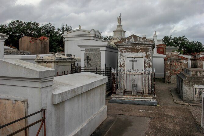 St Louis Cemetery No.3 New Orleans Burial Tradition Audio Guide - Quick plan for a smoother visit