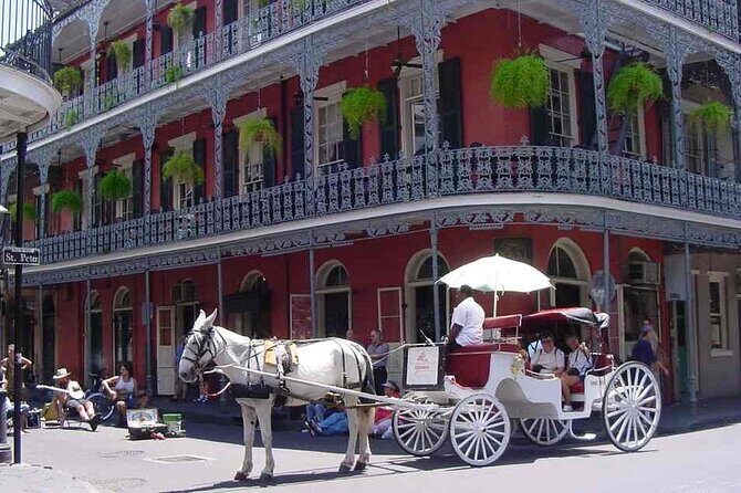 The Big Easy Insider Tour: The Local's Experience - Architecture you can spot: shotgun homes, creole cottages, and iron lace